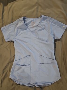 Ceil Blue Women's V-Neck Medical Scrub Top